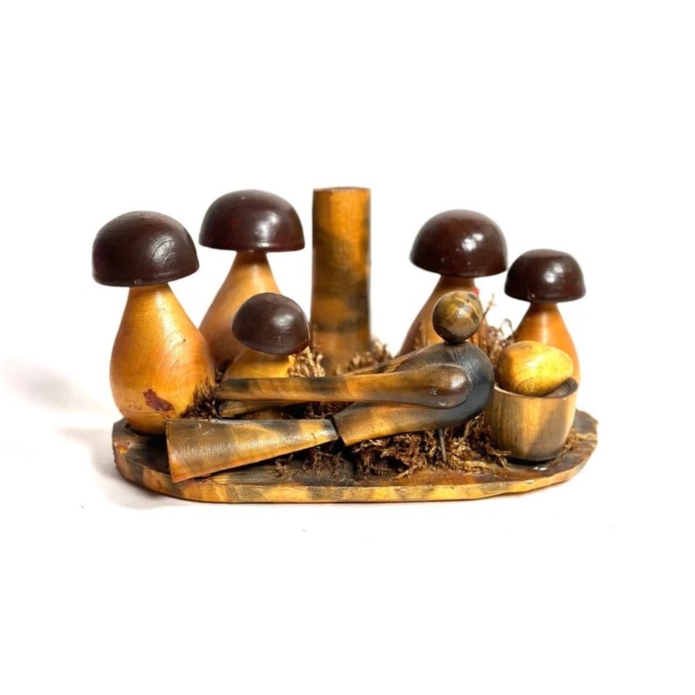 Vintage Wooden Decor, Mushroom, Mid Century, Folk Art